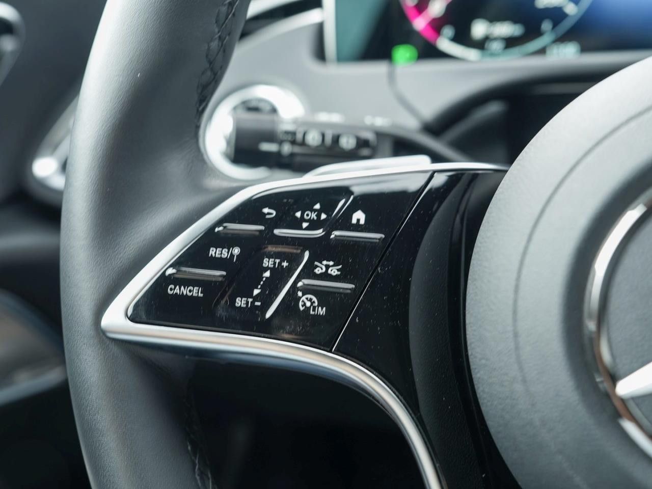 Mercedes-Benz E-Klasse – Bild 16