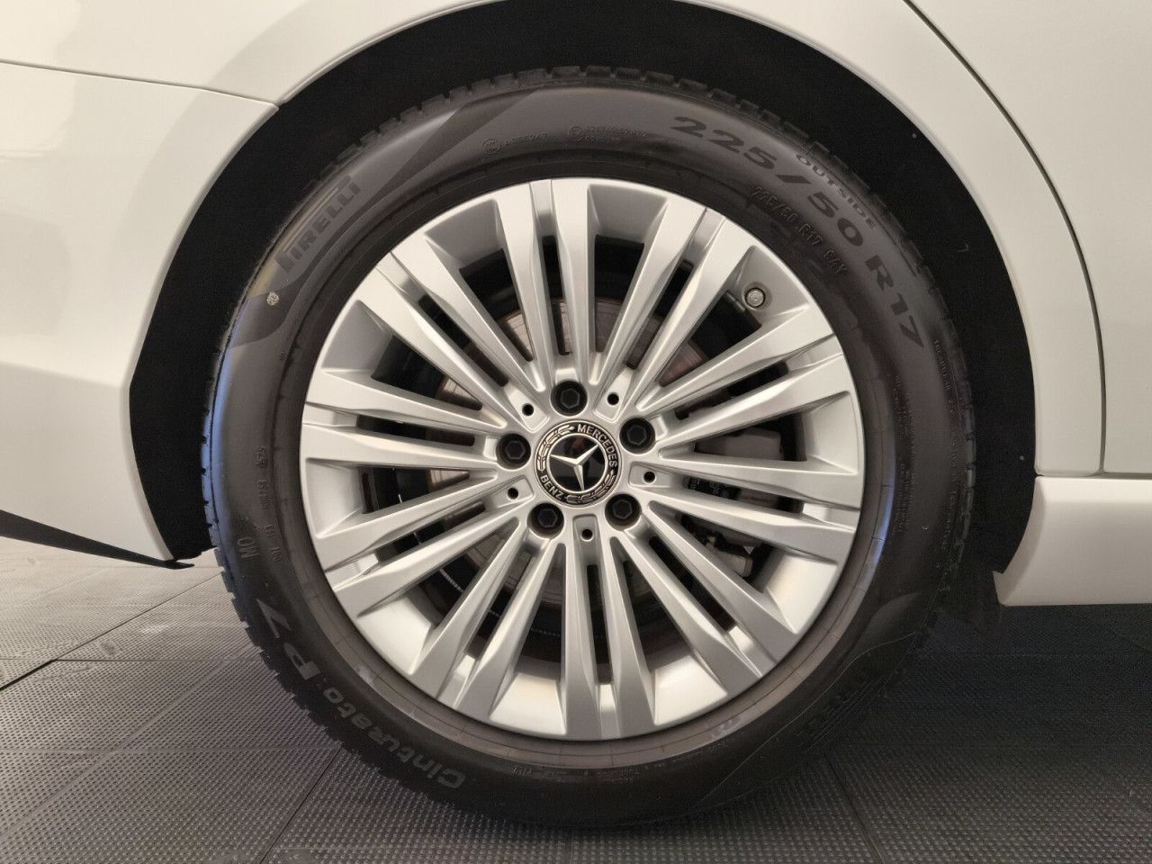 Mercedes-Benz C-Klasse – Bild 20