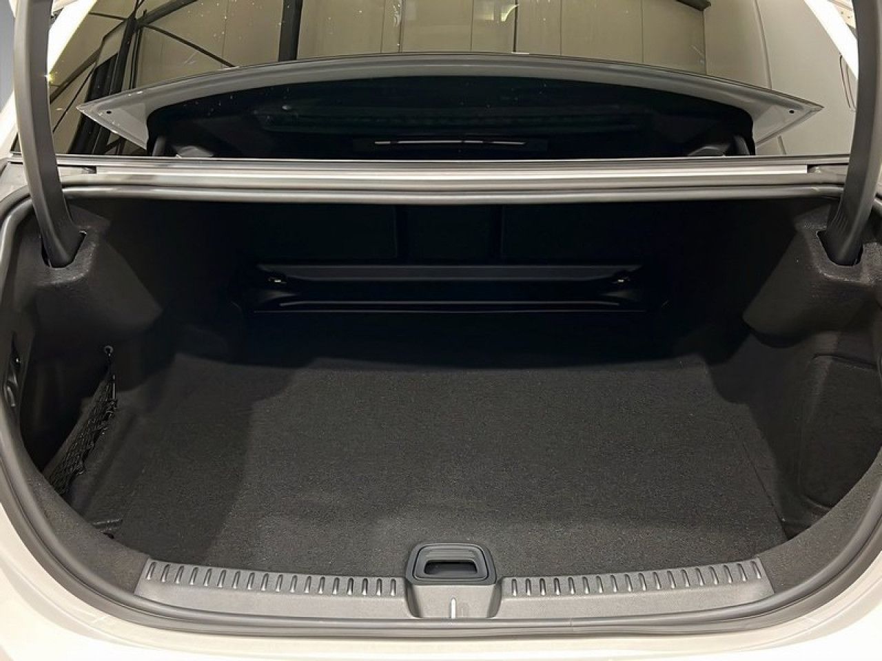 Mercedes-Benz E-Klasse – Bild 5