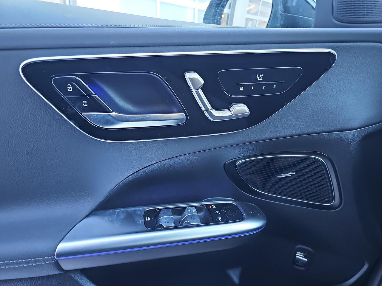 Zdjęcie pojazdu 10 / 23