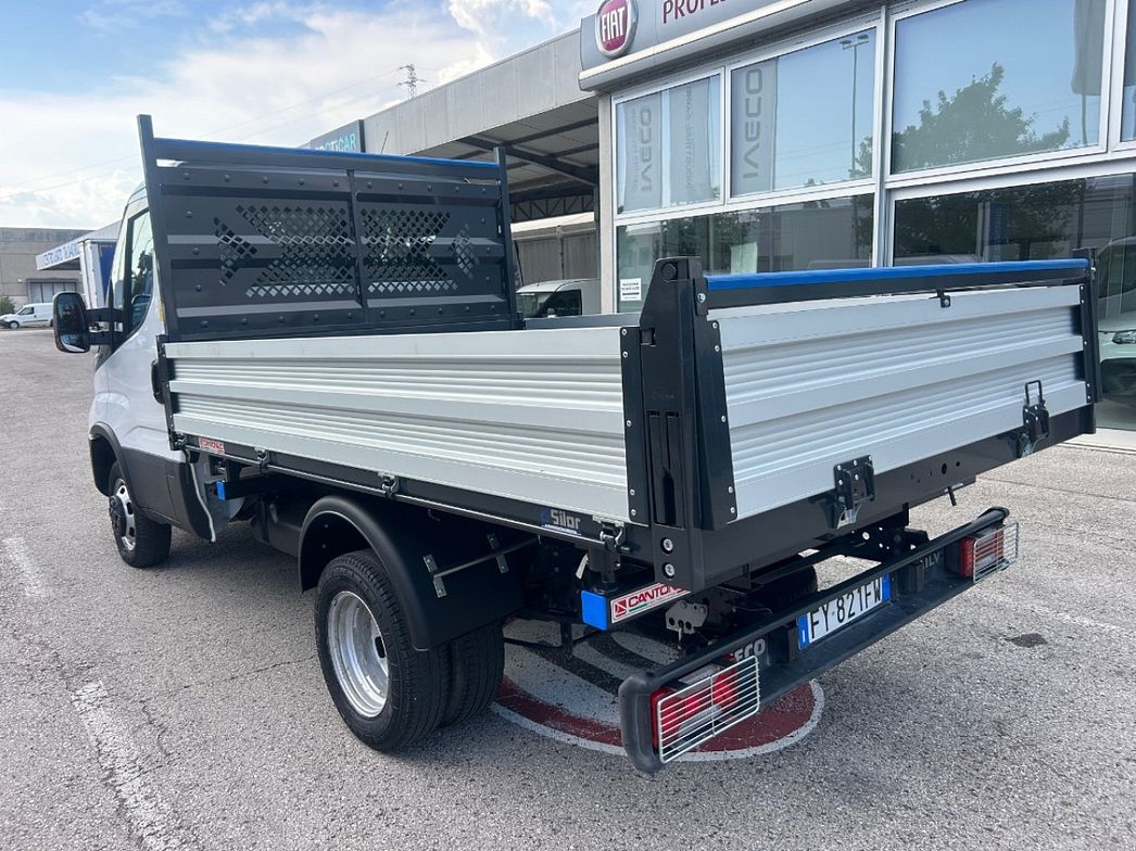 IVECO | IVECO DAILY 35C14 RIBALTABILE TRILATERALE