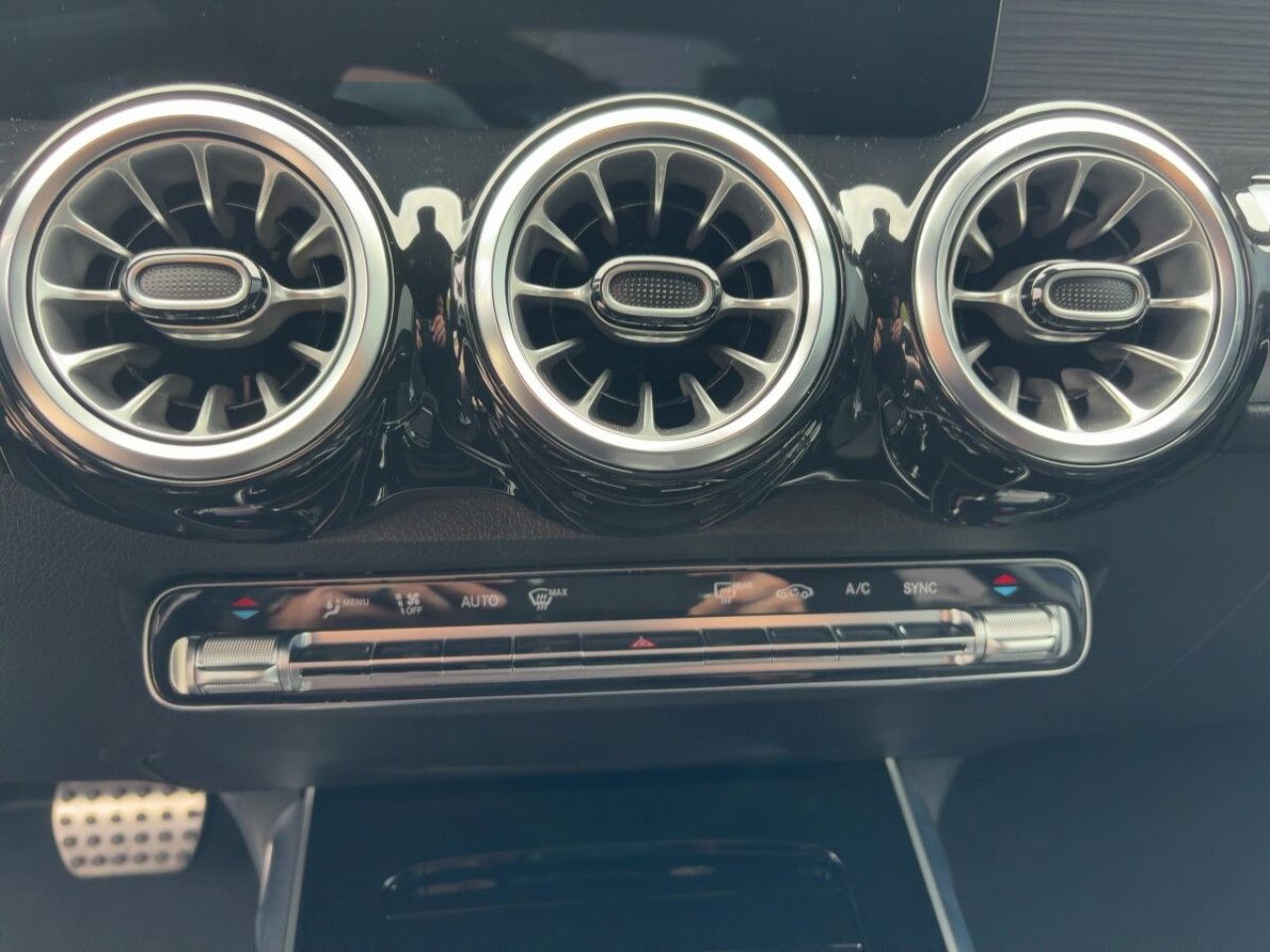 Mercedes-Benz GLB – Bild 15