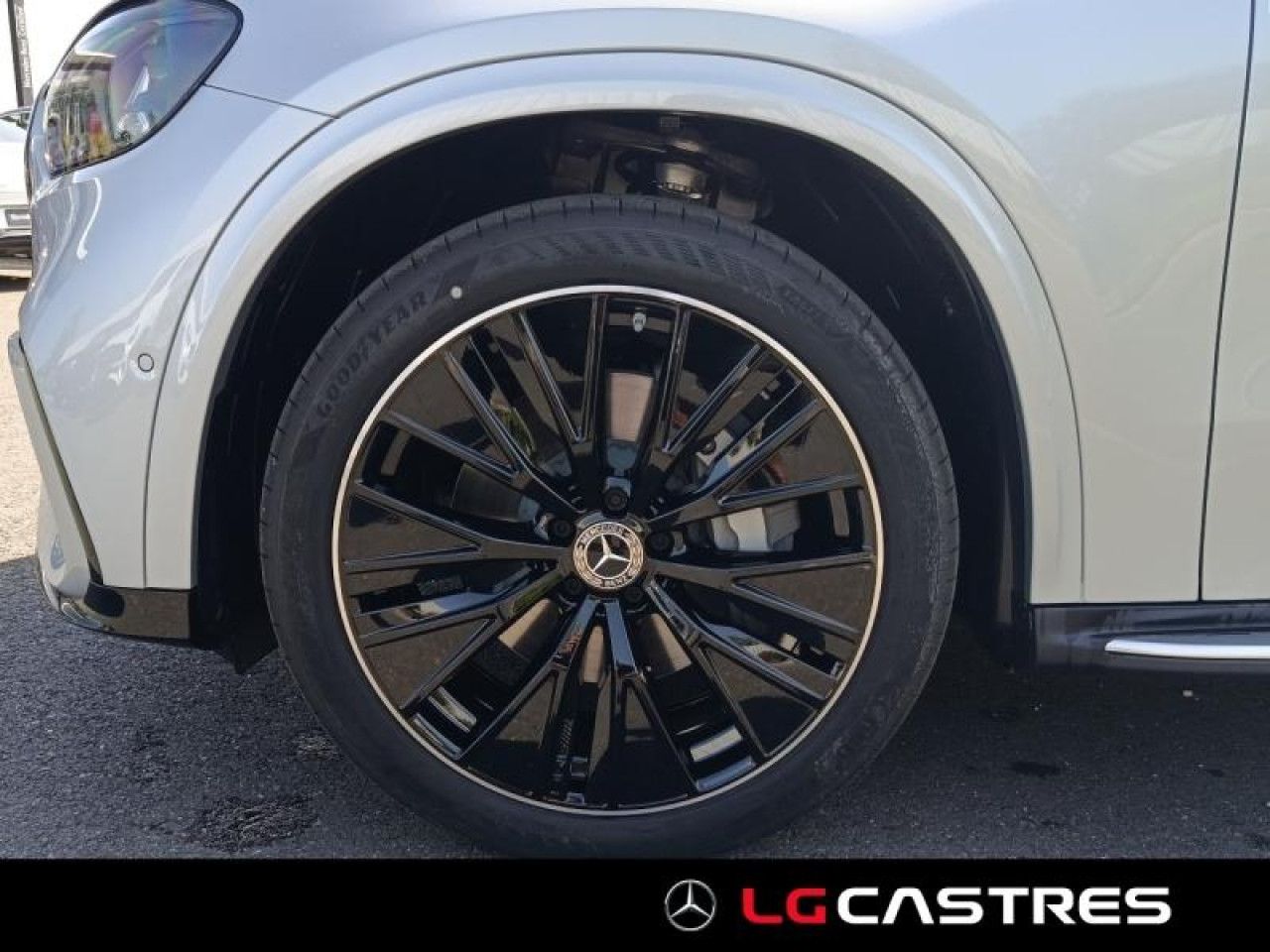 Photo du v&eacute;hicule 17 / 18