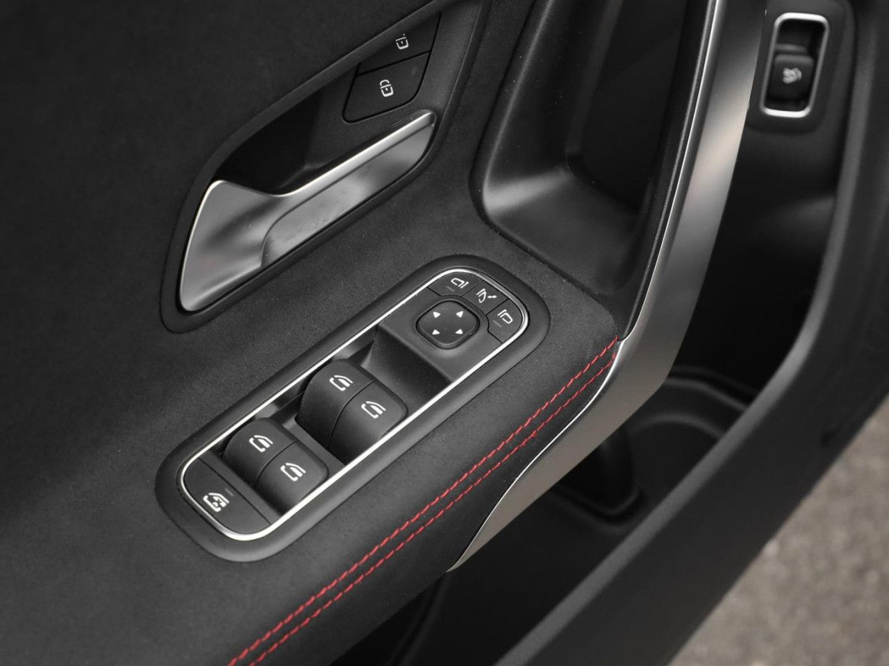 Mercedes-Benz CLA – Bild 12