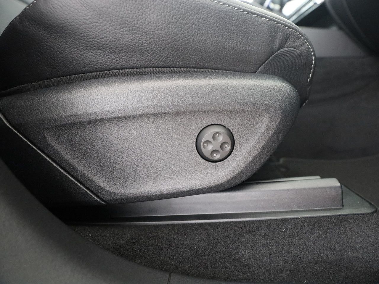 Mercedes-Benz GLE – Bild 19