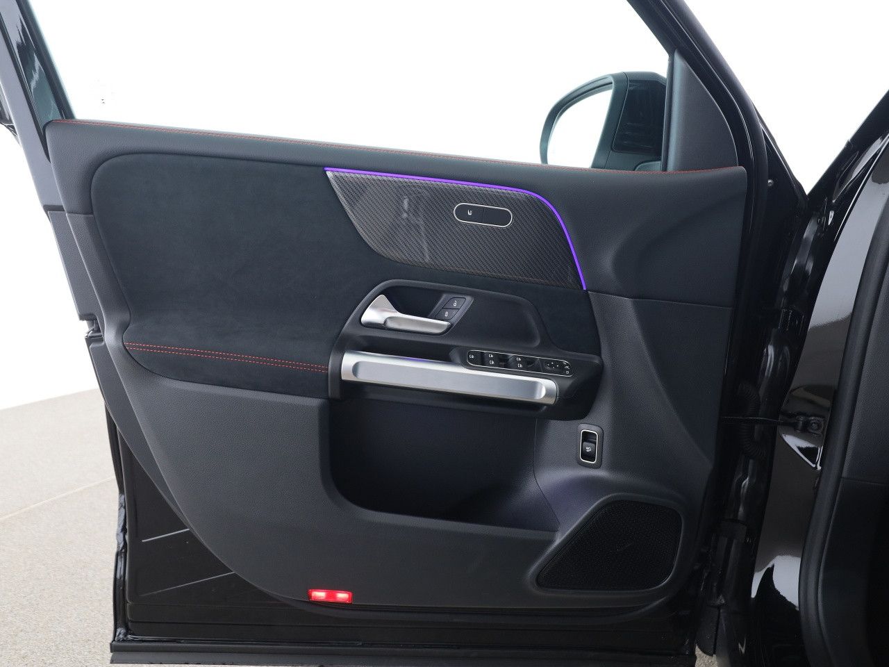 Mercedes-Benz GLB – Bild 12