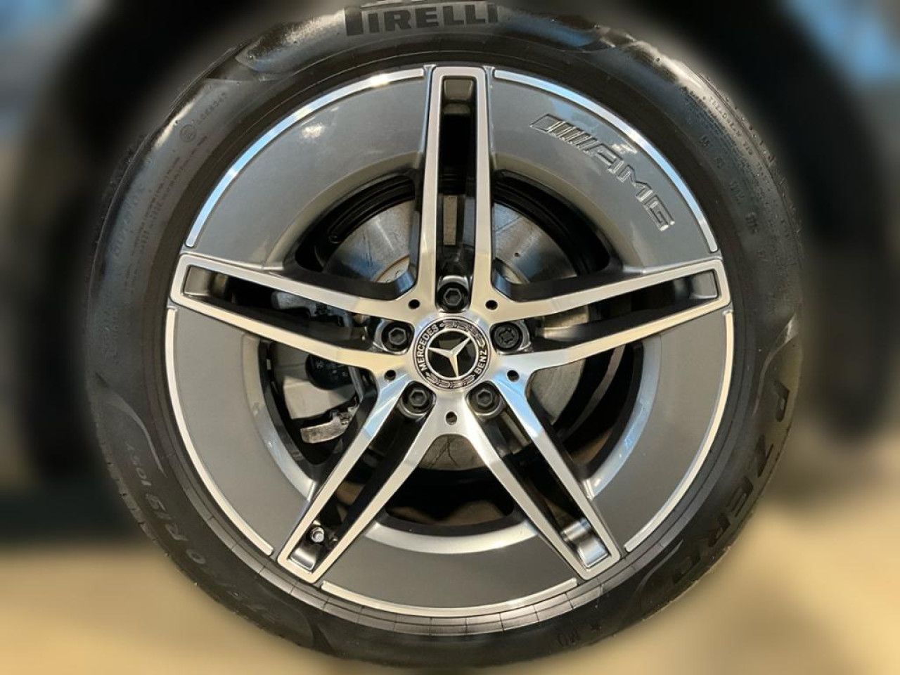 Mercedes-Benz E-Klasse – Bild 15