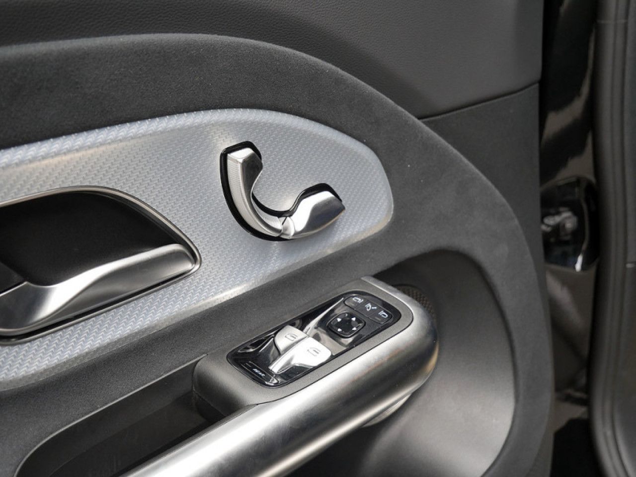 Mercedes-Benz GLB – Bild 15