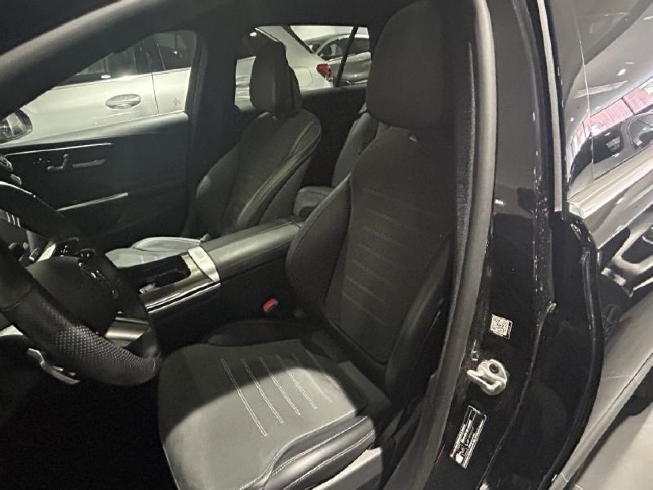 Photo du v&eacute;hicule 9 / 18