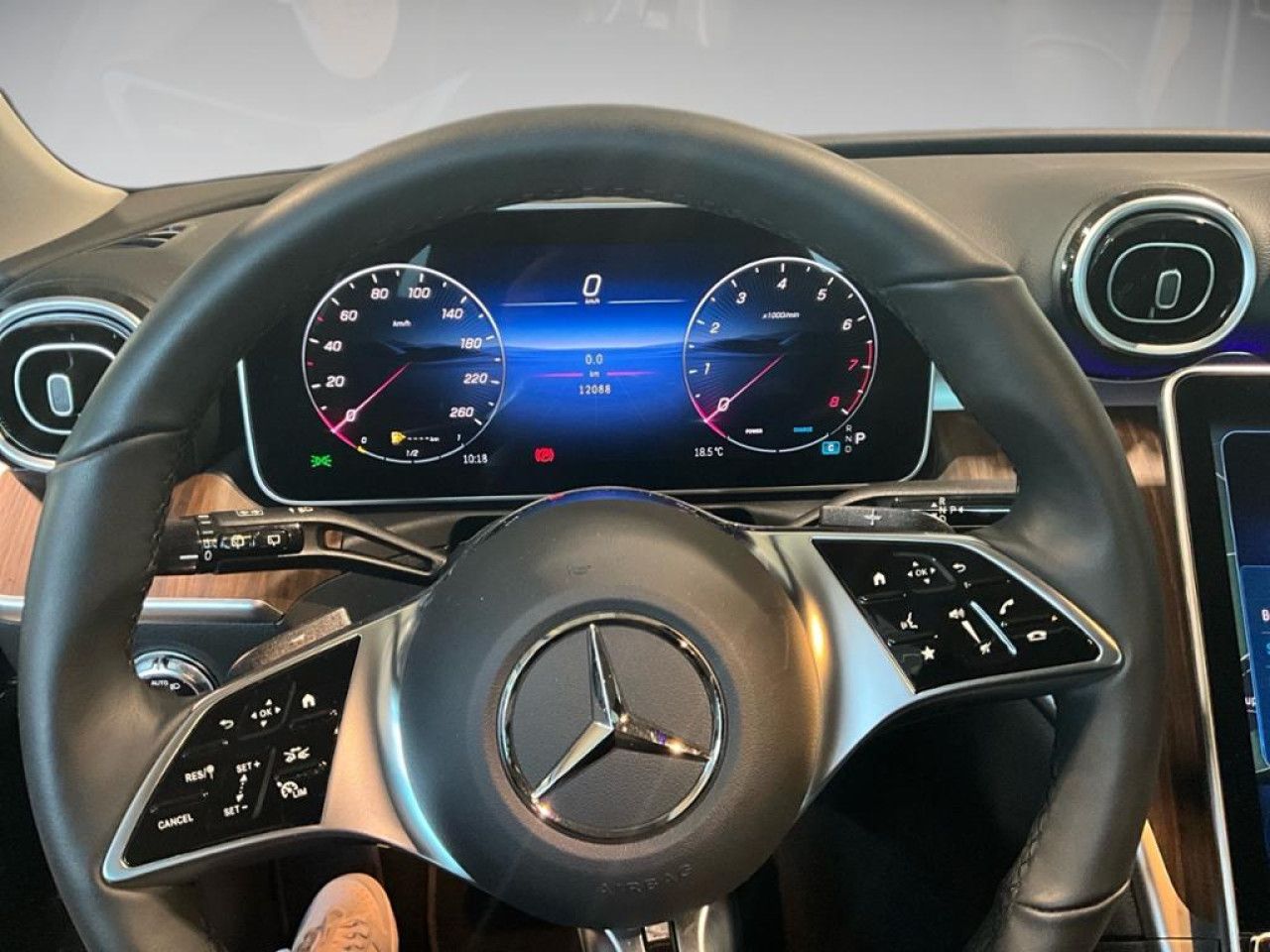 Mercedes-Benz C-Klasse – Bild 12