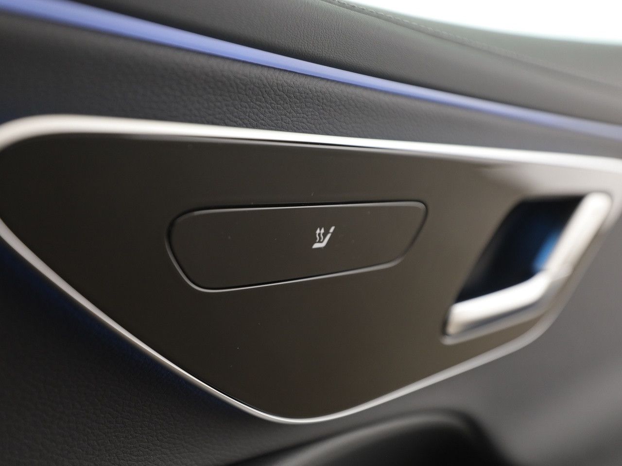 Mercedes-Benz E-Klasse – Bild 18