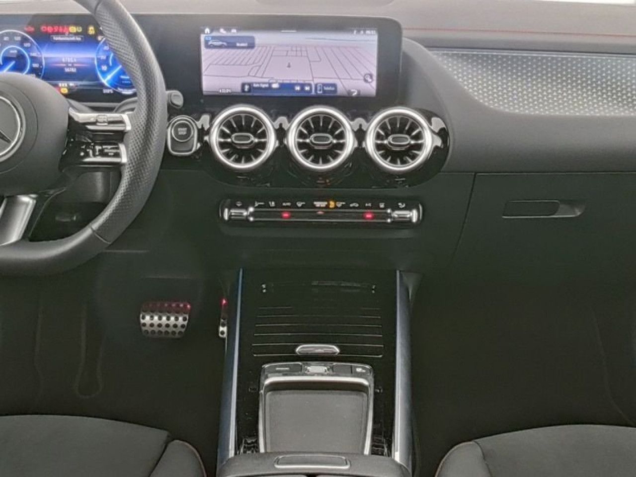Fahrzeugbild 8 / 10