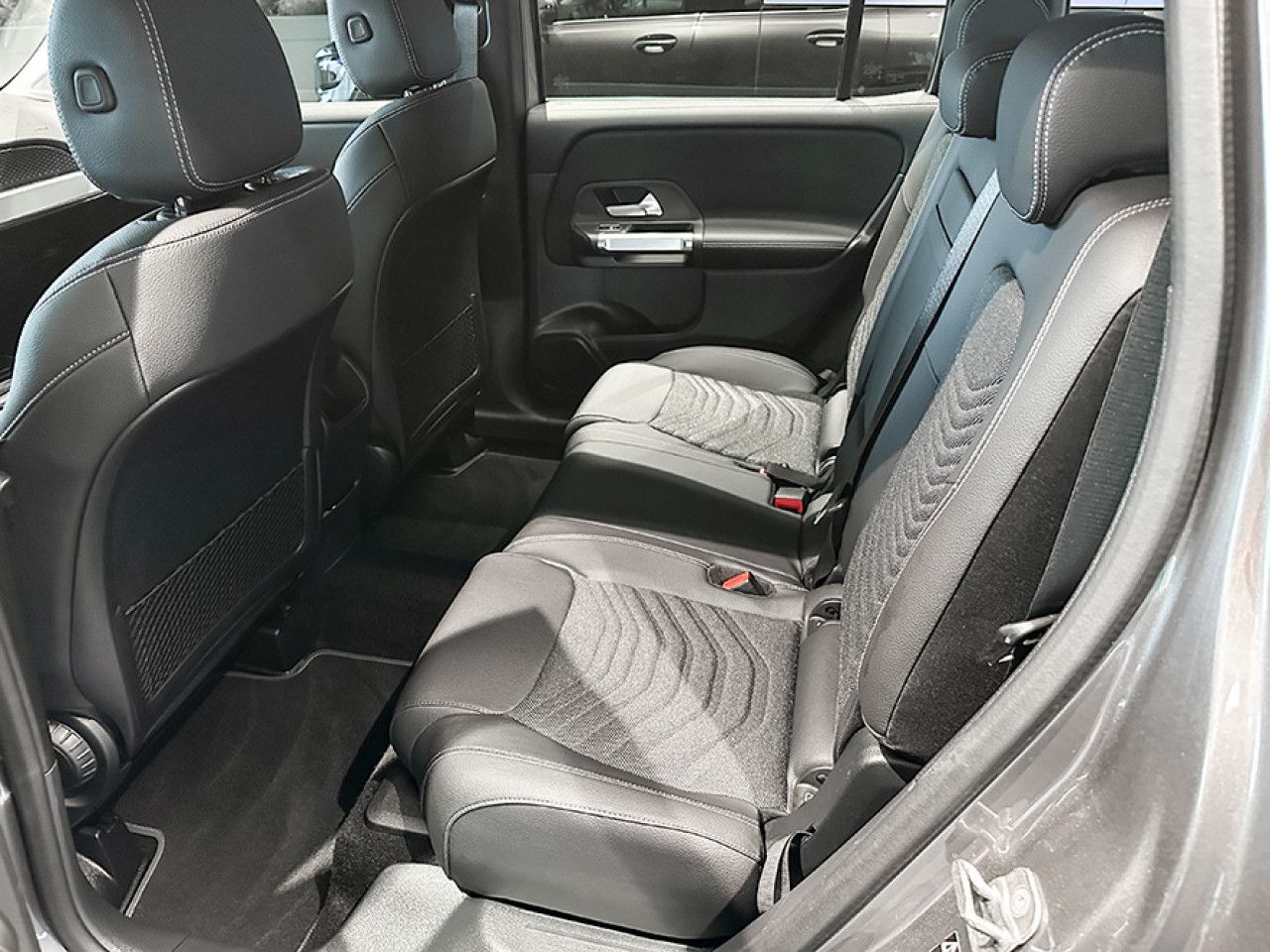 Fahrzeugbild 14 / 16