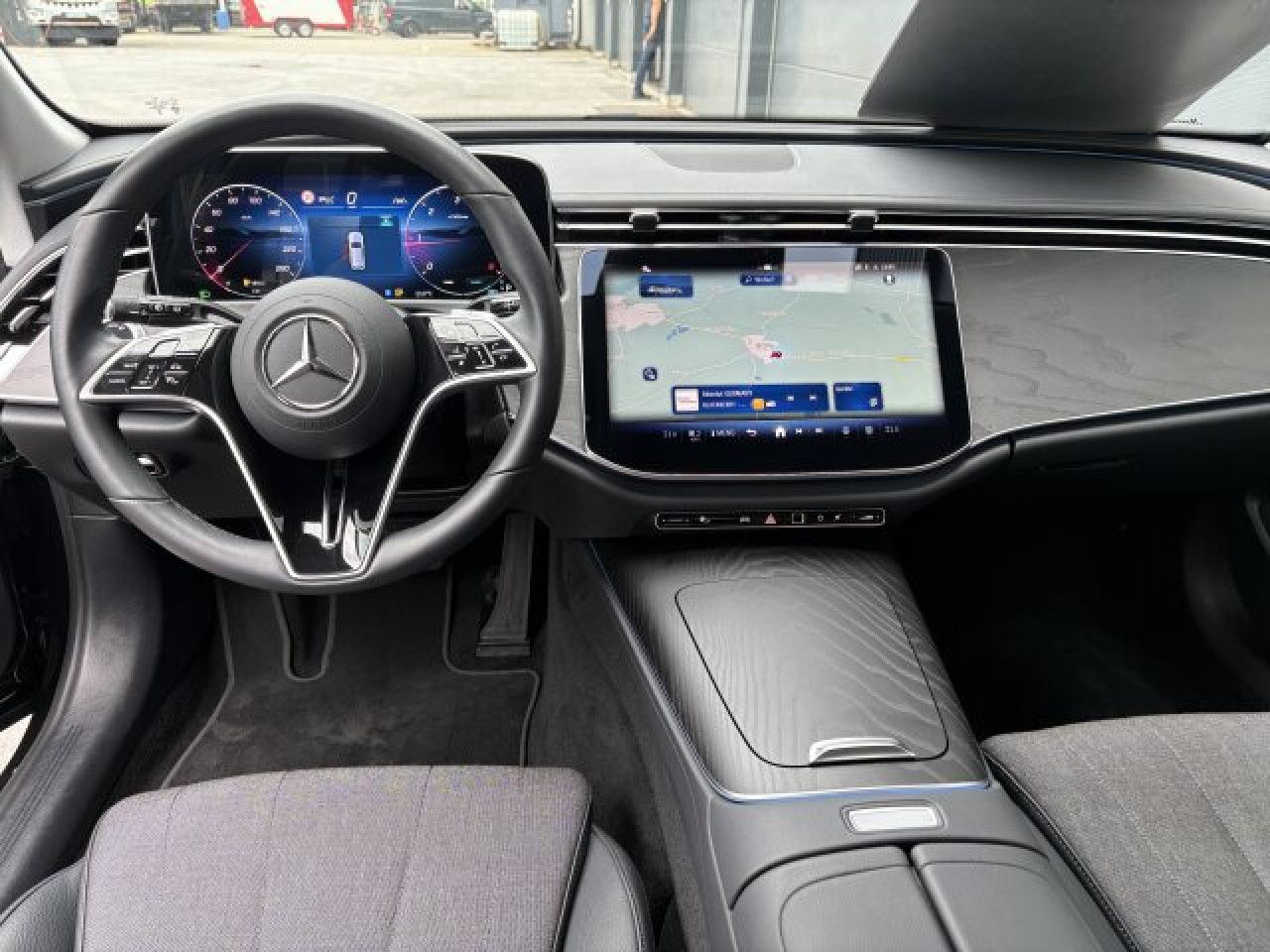 Mercedes-Benz E-Klasse – Bild 2