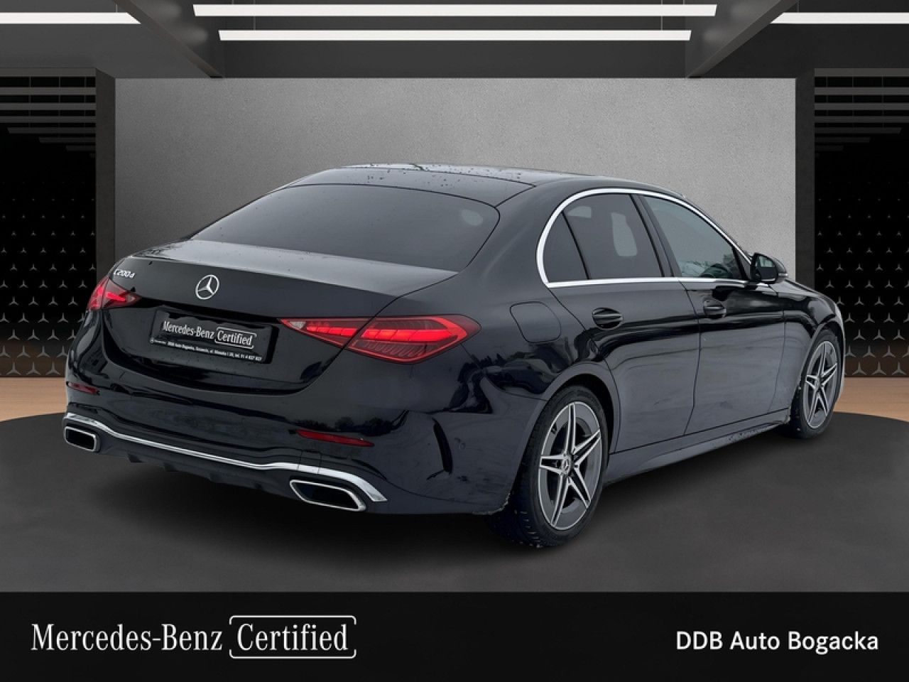 Zdjęcie pojazdu 7 / 17