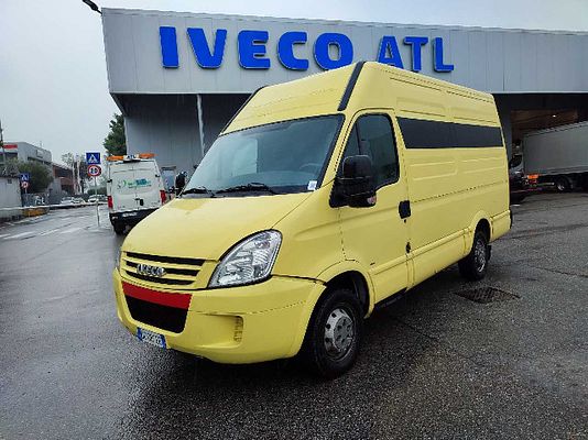 Immagine del veicolo 1 / 9