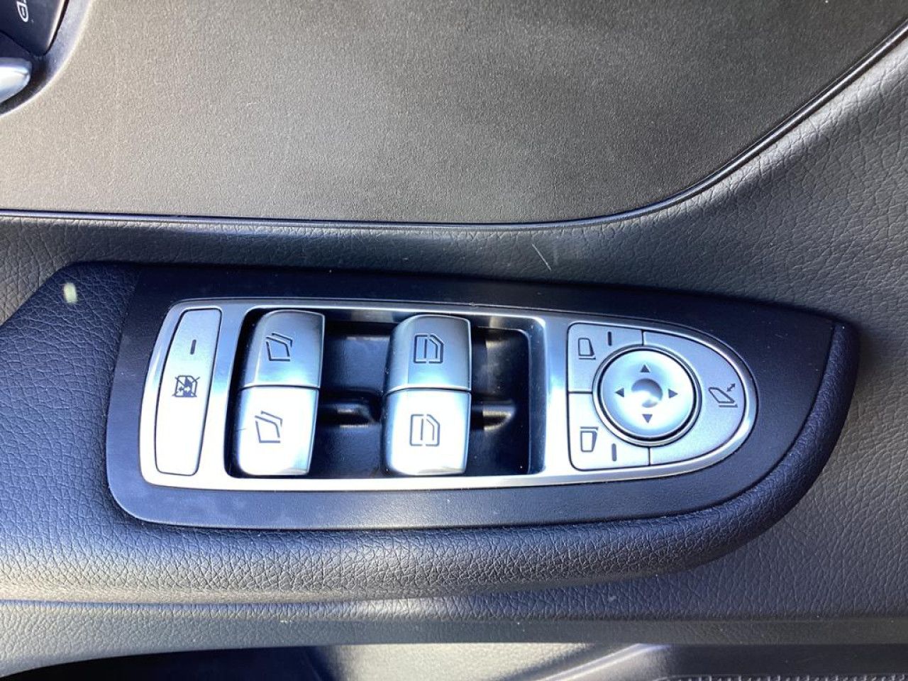 Fahrzeugbild 18 / 23