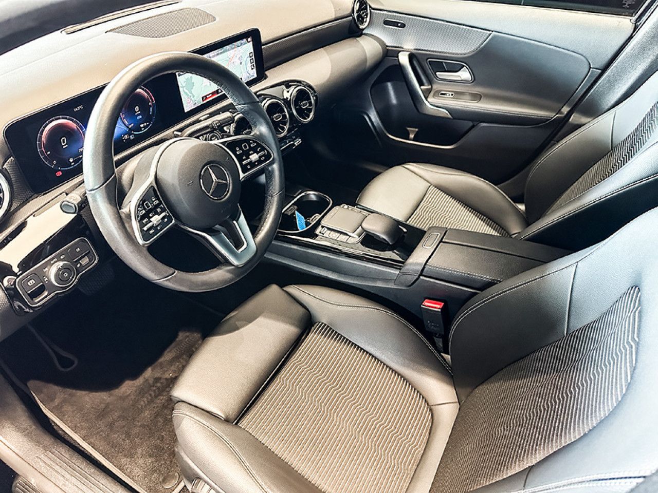 Fahrzeugbild 10 / 17