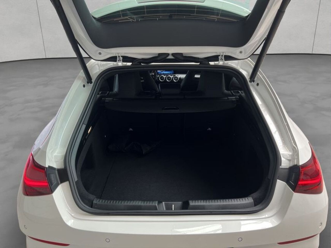 Mercedes-Benz CLA – Bild 2
