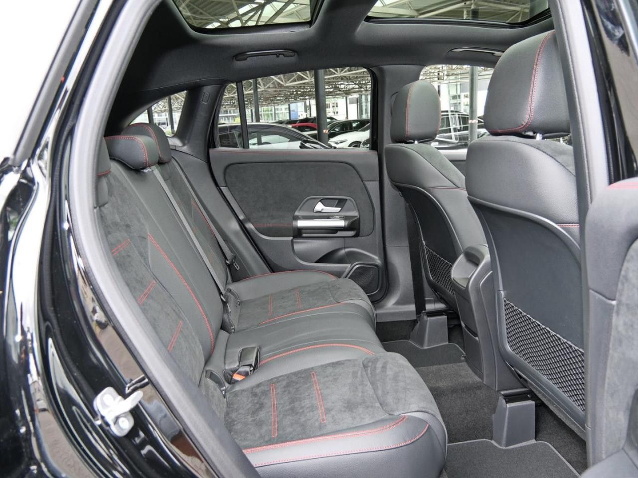 Mercedes-Benz GLA – Bild 11