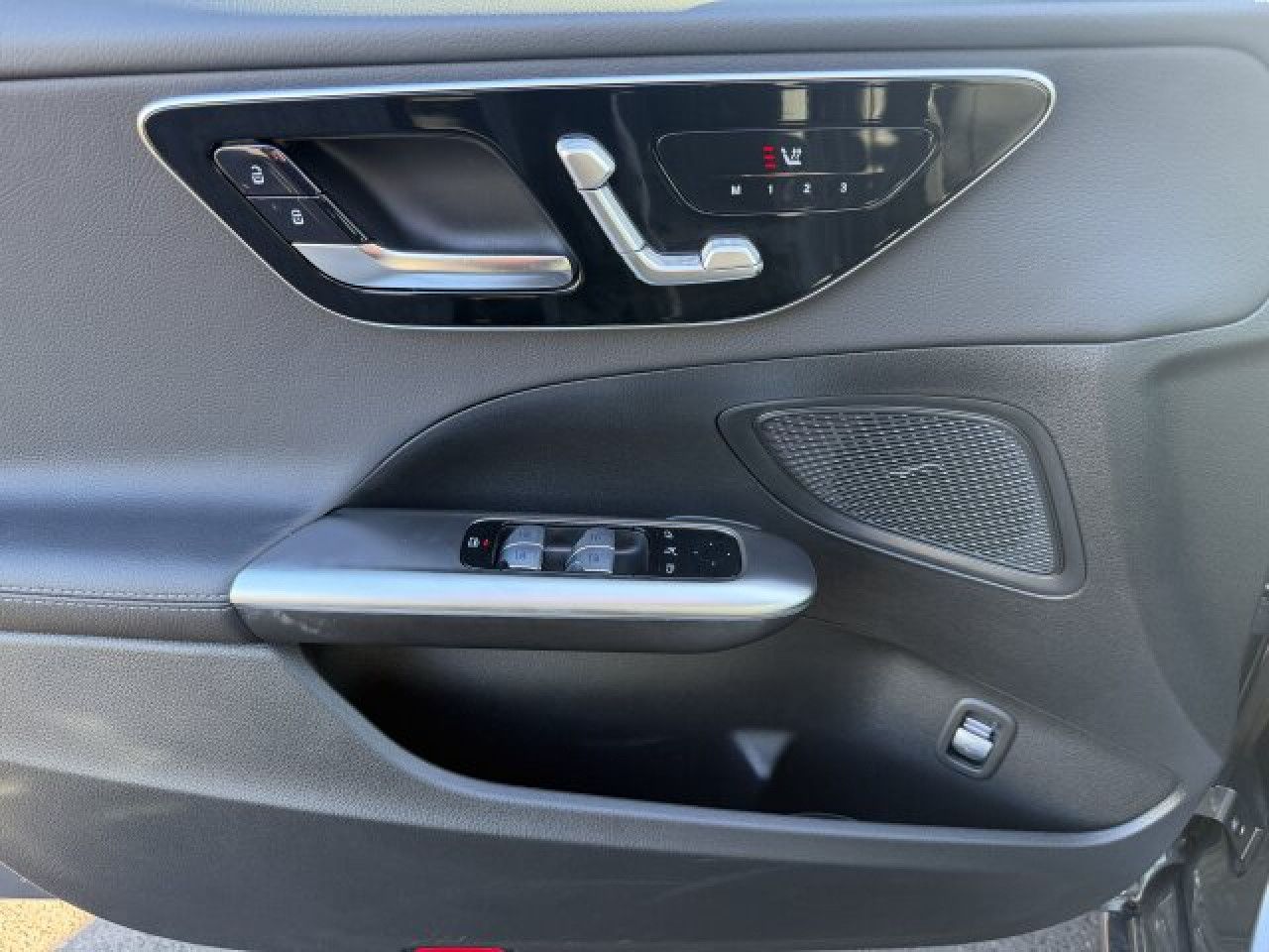 Mercedes-Benz C-Klasse – Bild 16