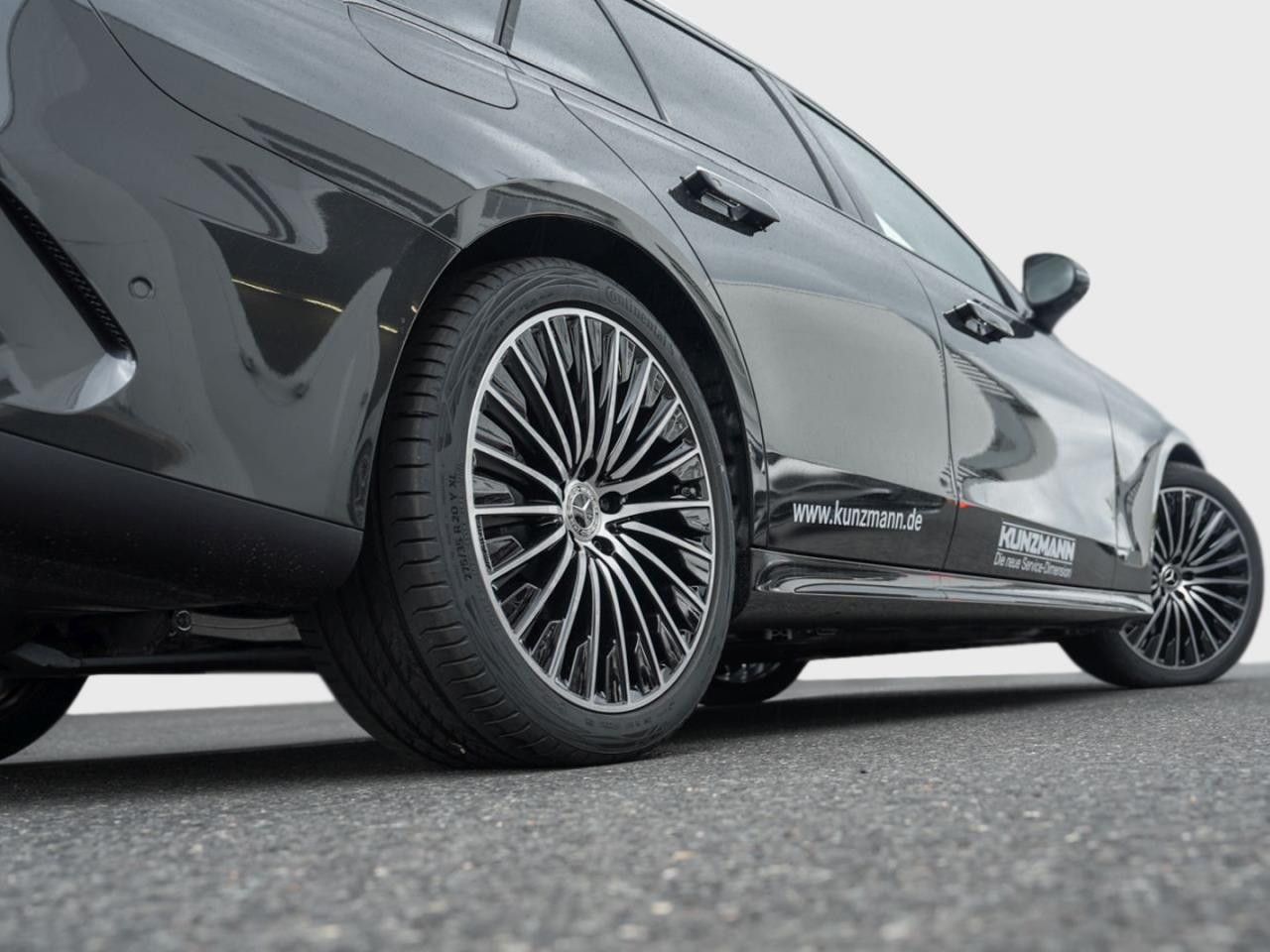 Mercedes-Benz E-Klasse – Bild 5