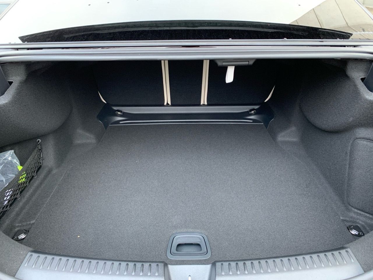 Mercedes-Benz E-Klasse – Bild 12