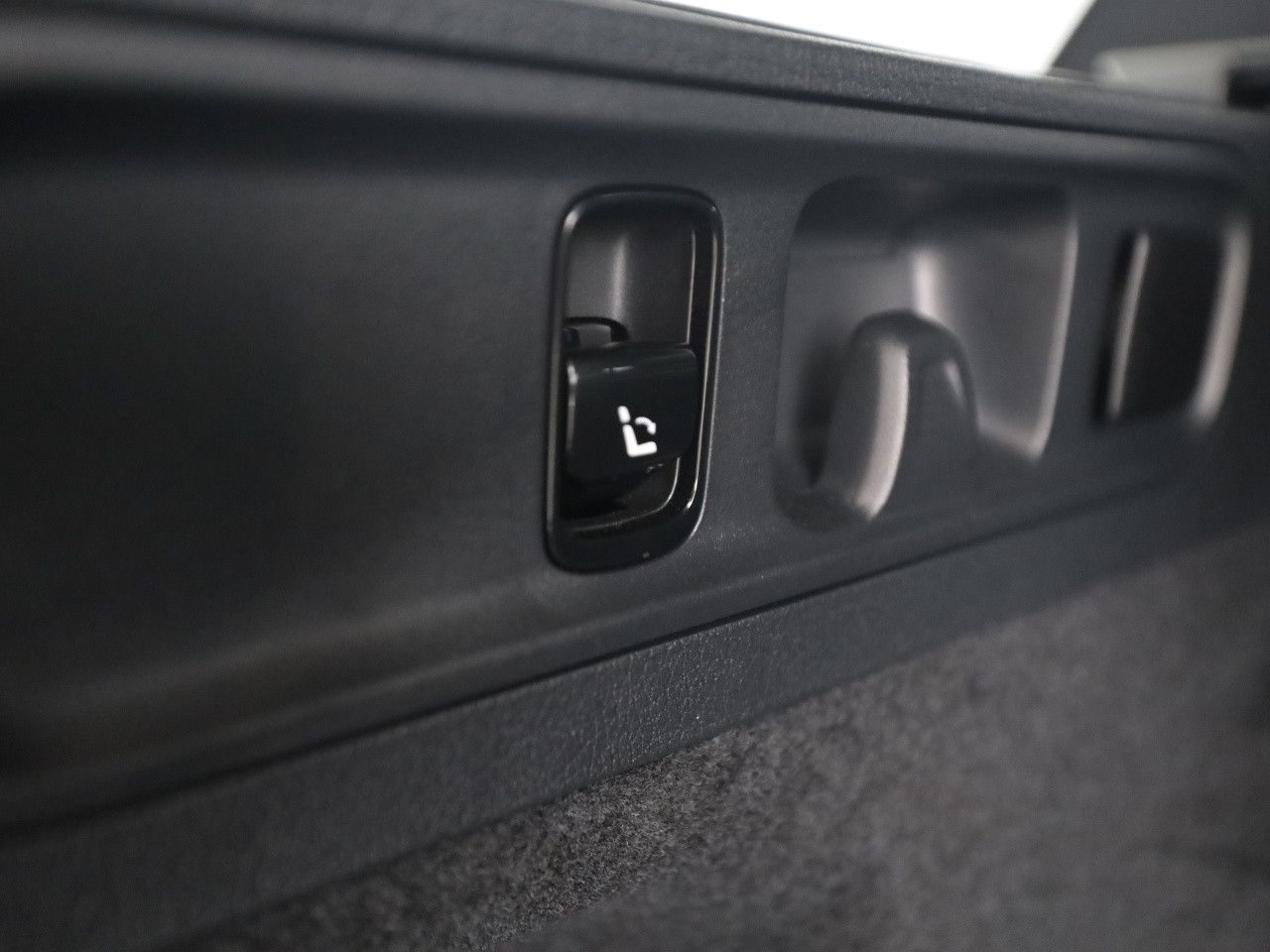 Mercedes-Benz C-Klasse – Bild 22