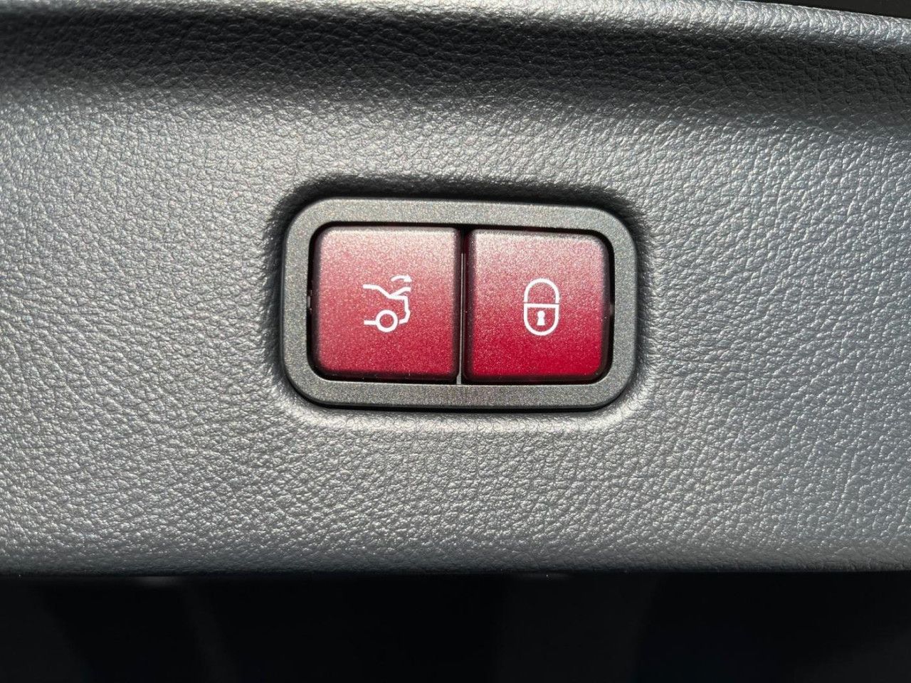 Fahrzeugbild 18 / 26