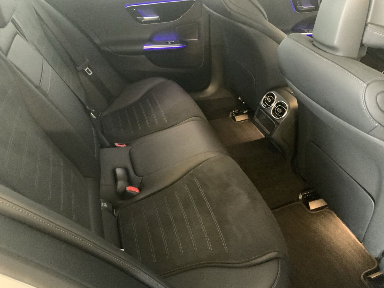 Mercedes-Benz C-Klasse – Bild 15