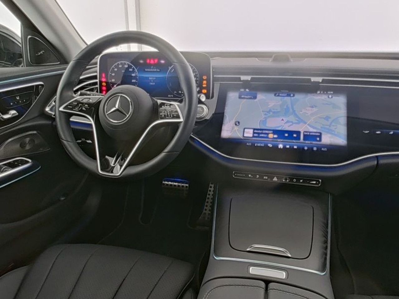 Mercedes-Benz E-Klasse – Bild 6