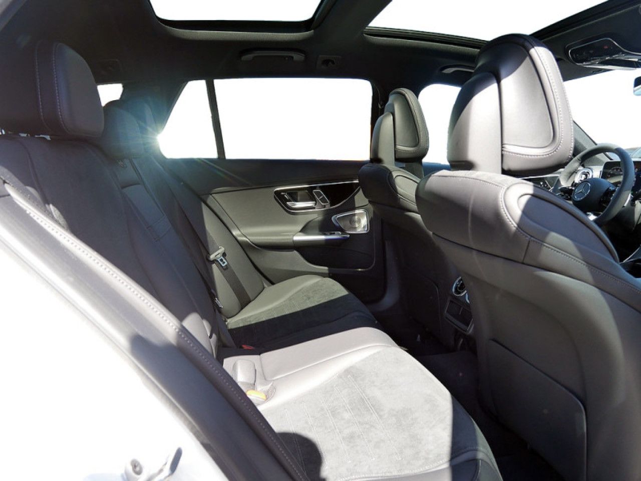 Mercedes-Benz C-Klasse – Bild 6