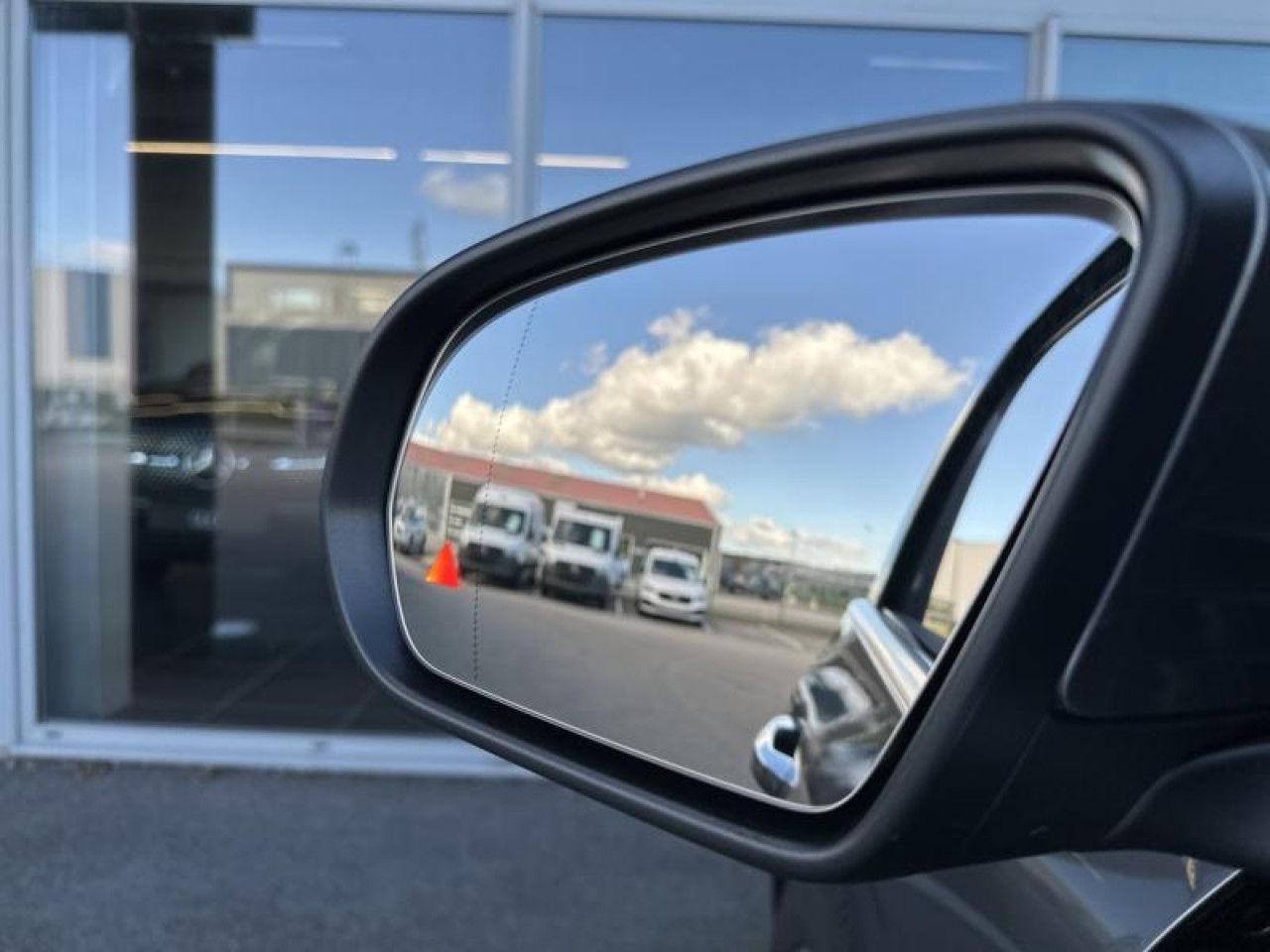 Photo du v&eacute;hicule 18 / 18