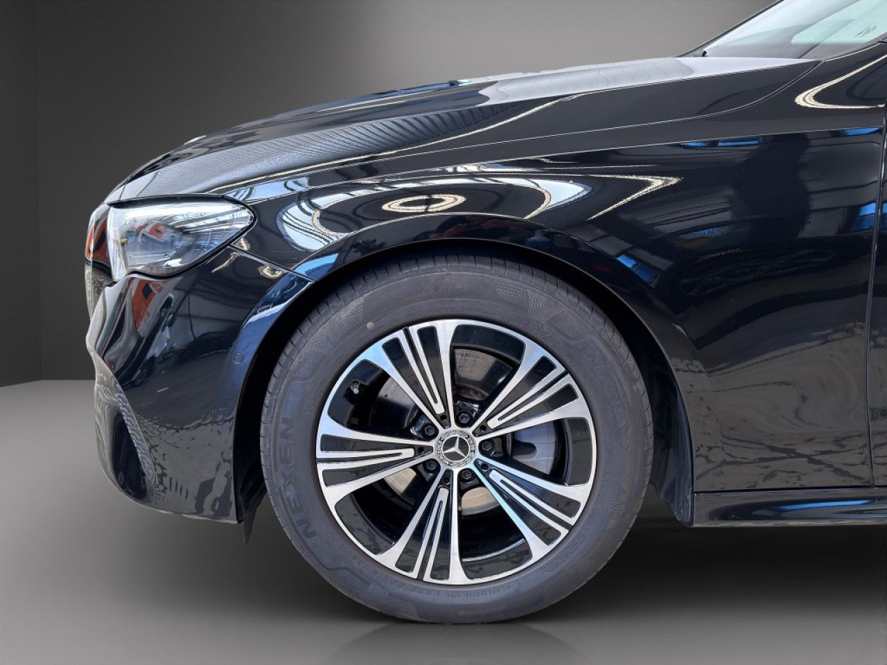 Mercedes-Benz E-Klasse – Bild 4