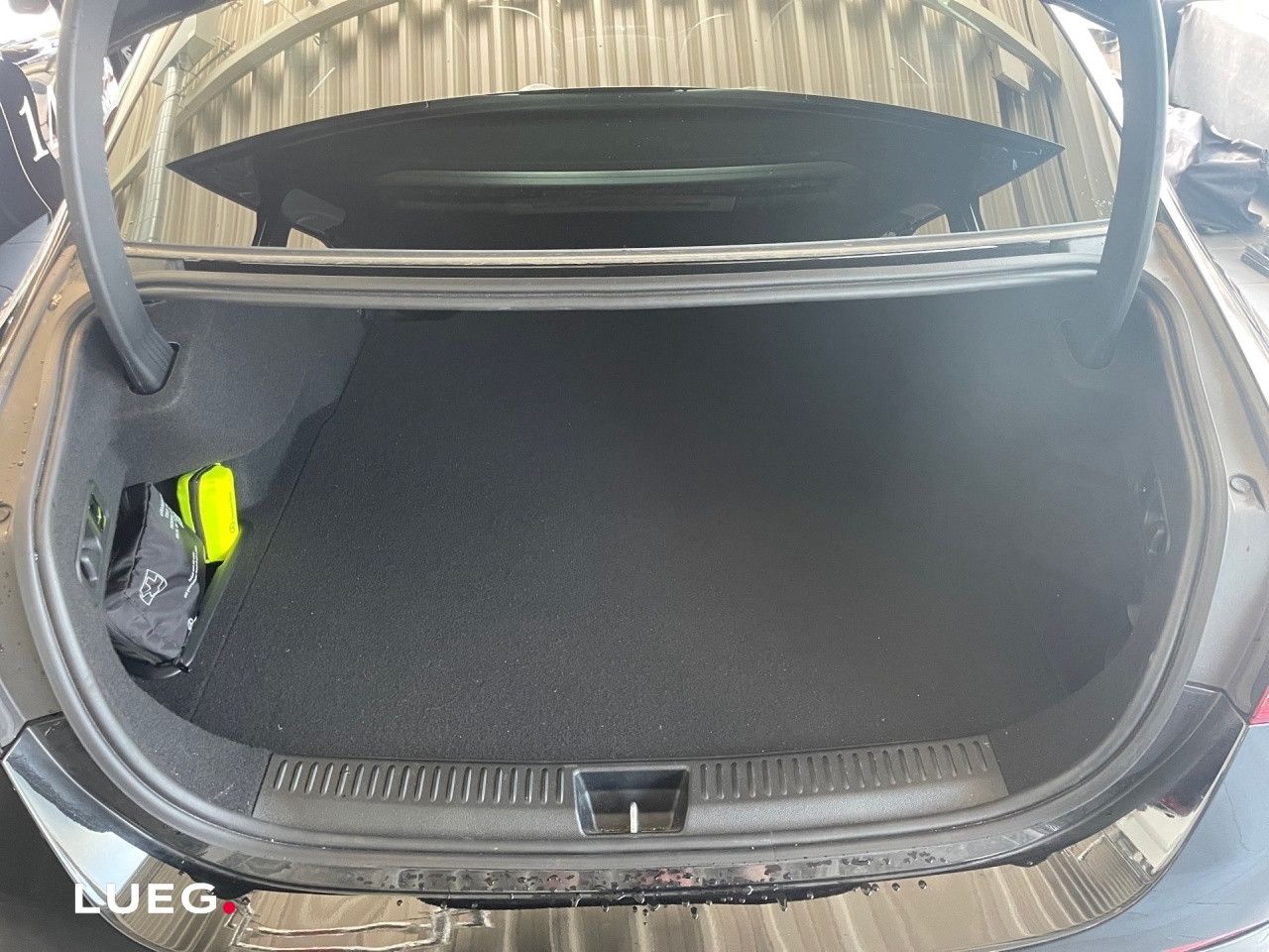 Mercedes-Benz E-Klasse – Bild 15