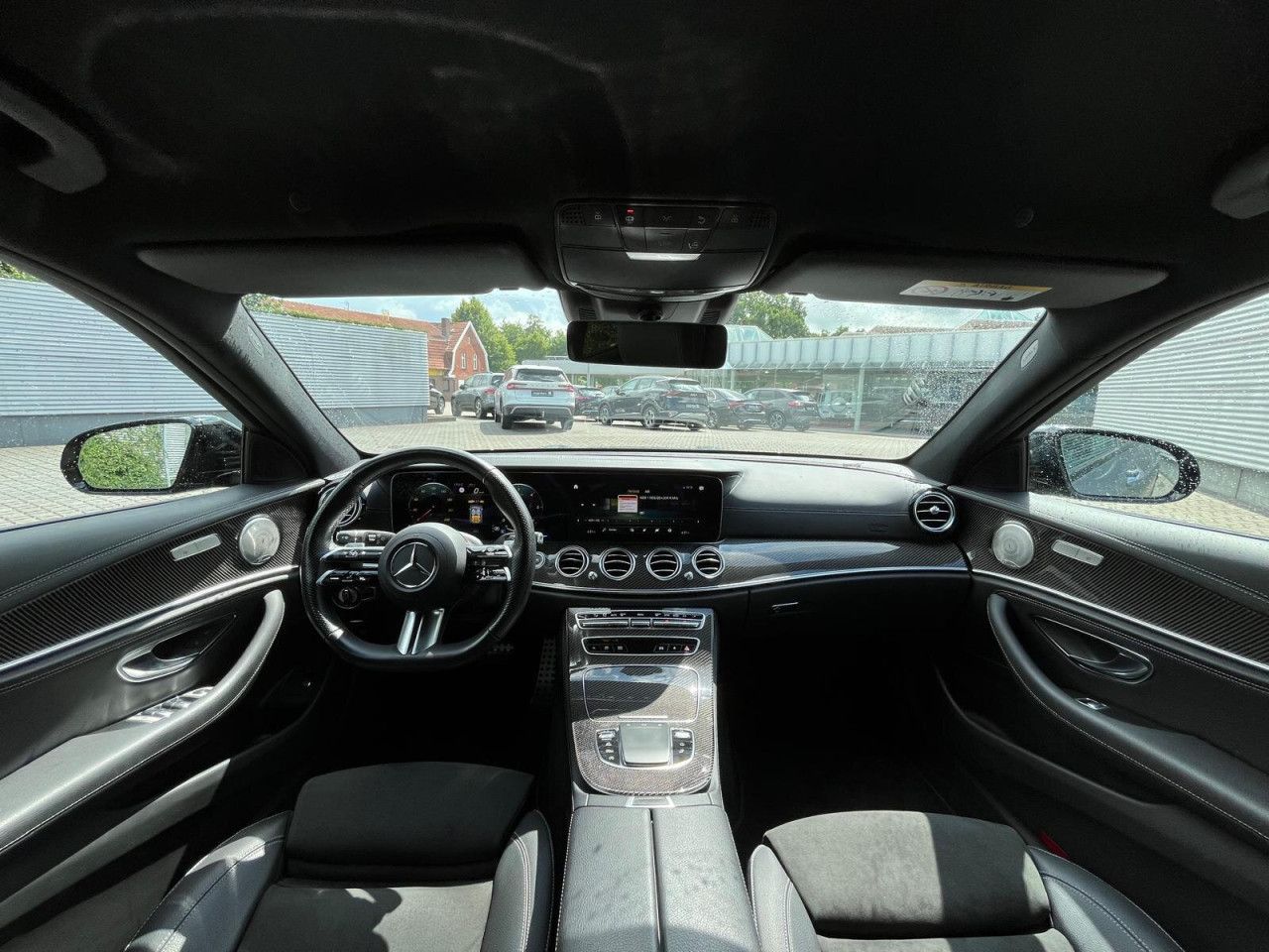 Mercedes-Benz E-Klasse – Bild 12