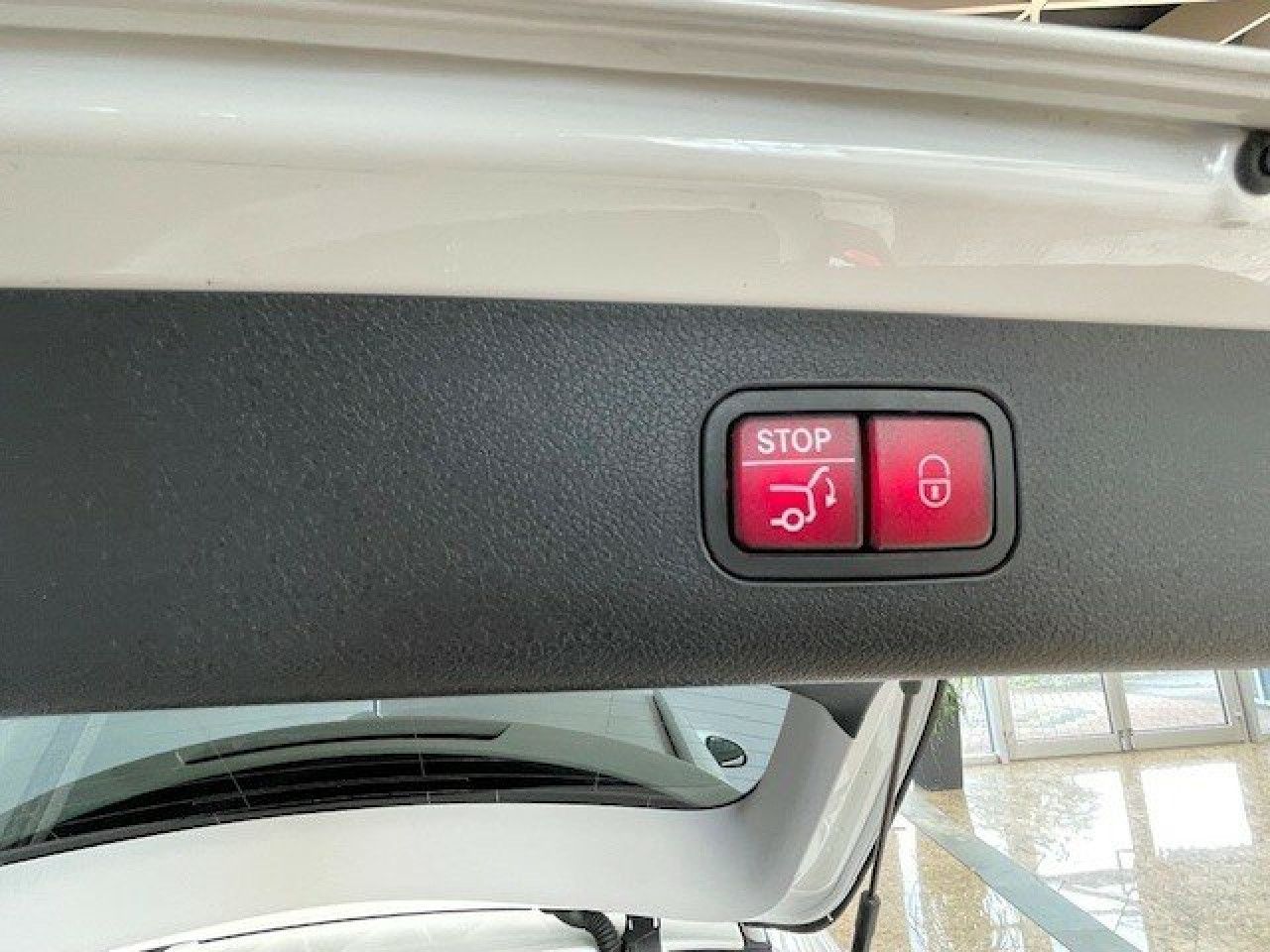 Mercedes-Benz E-Klasse – Bild 29