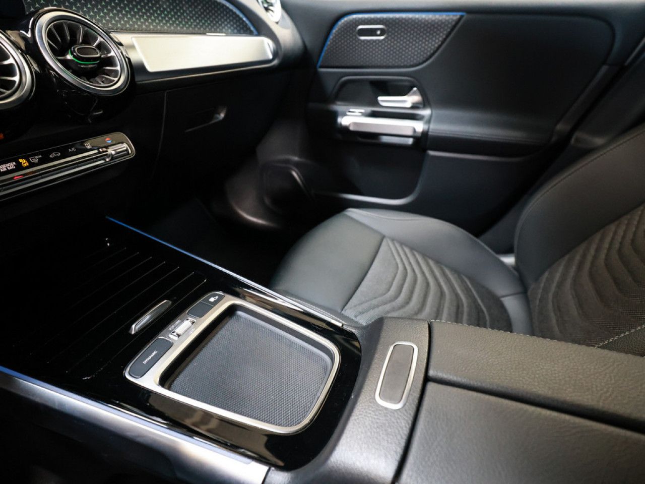 Mercedes-Benz EQB – Bild 17