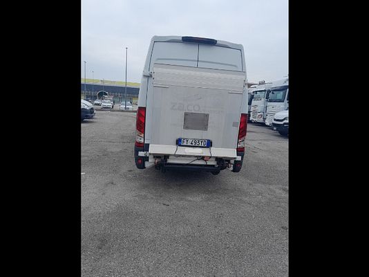 Vehicle image 19 / 20