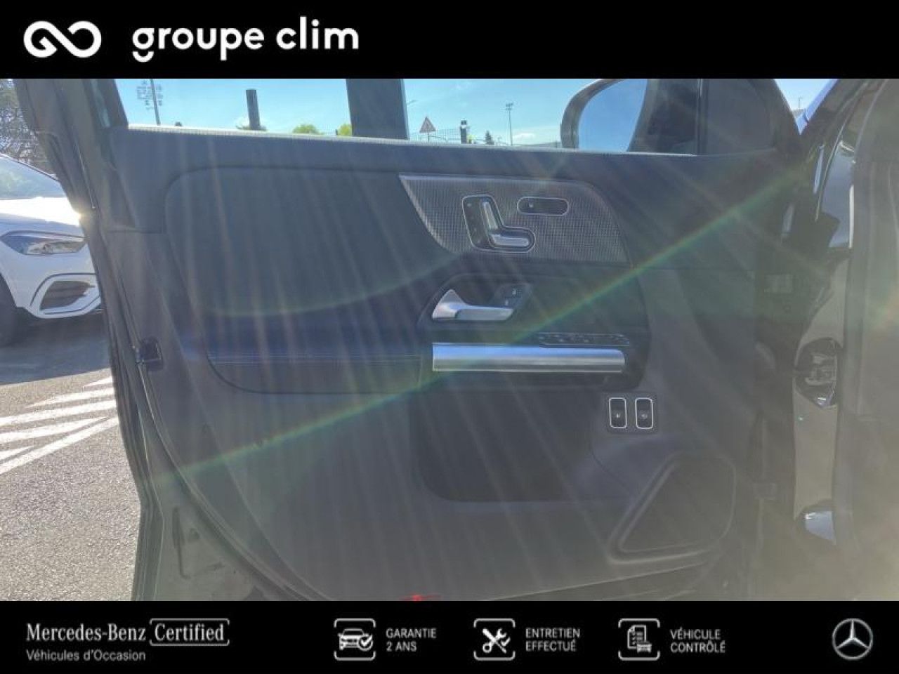 Photo du v&eacute;hicule 15 / 18