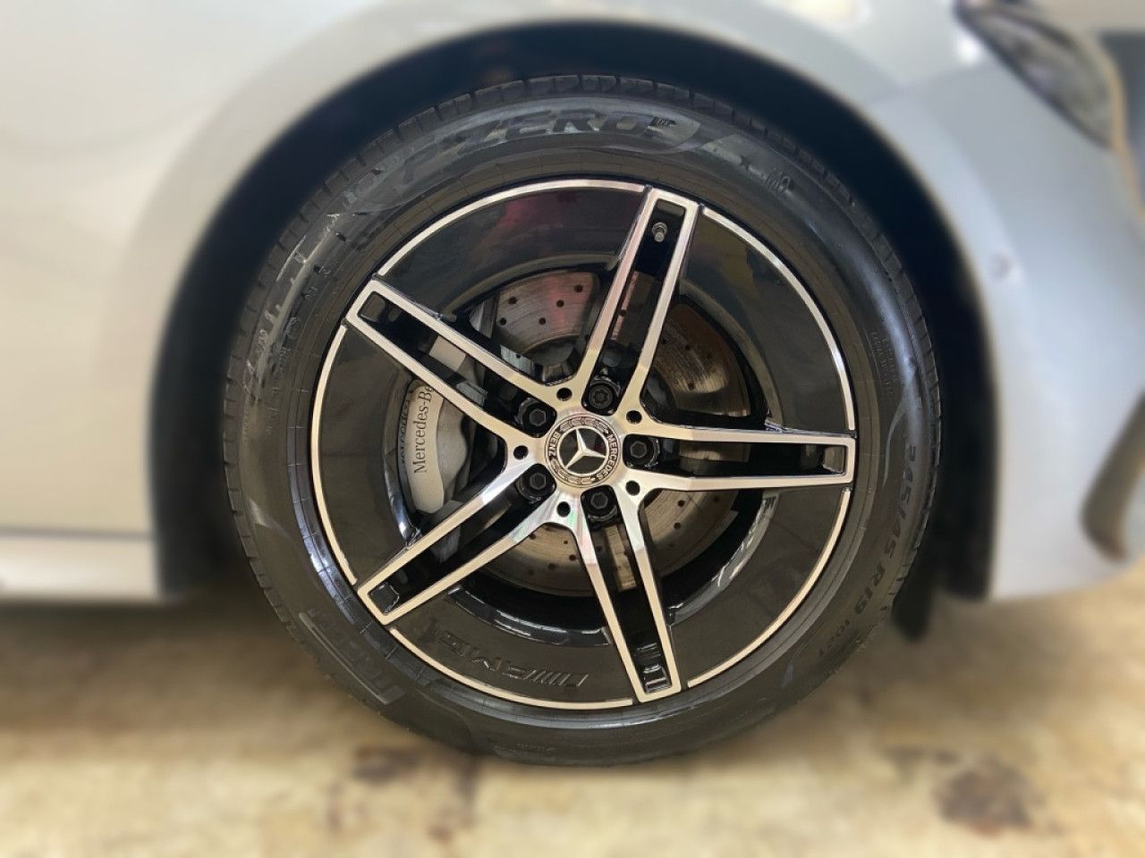 Mercedes-Benz E-Klasse – Bild 6