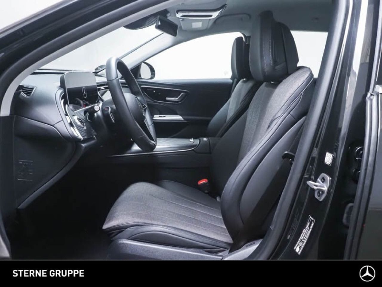 Mercedes-Benz E-Klasse – Bild 14