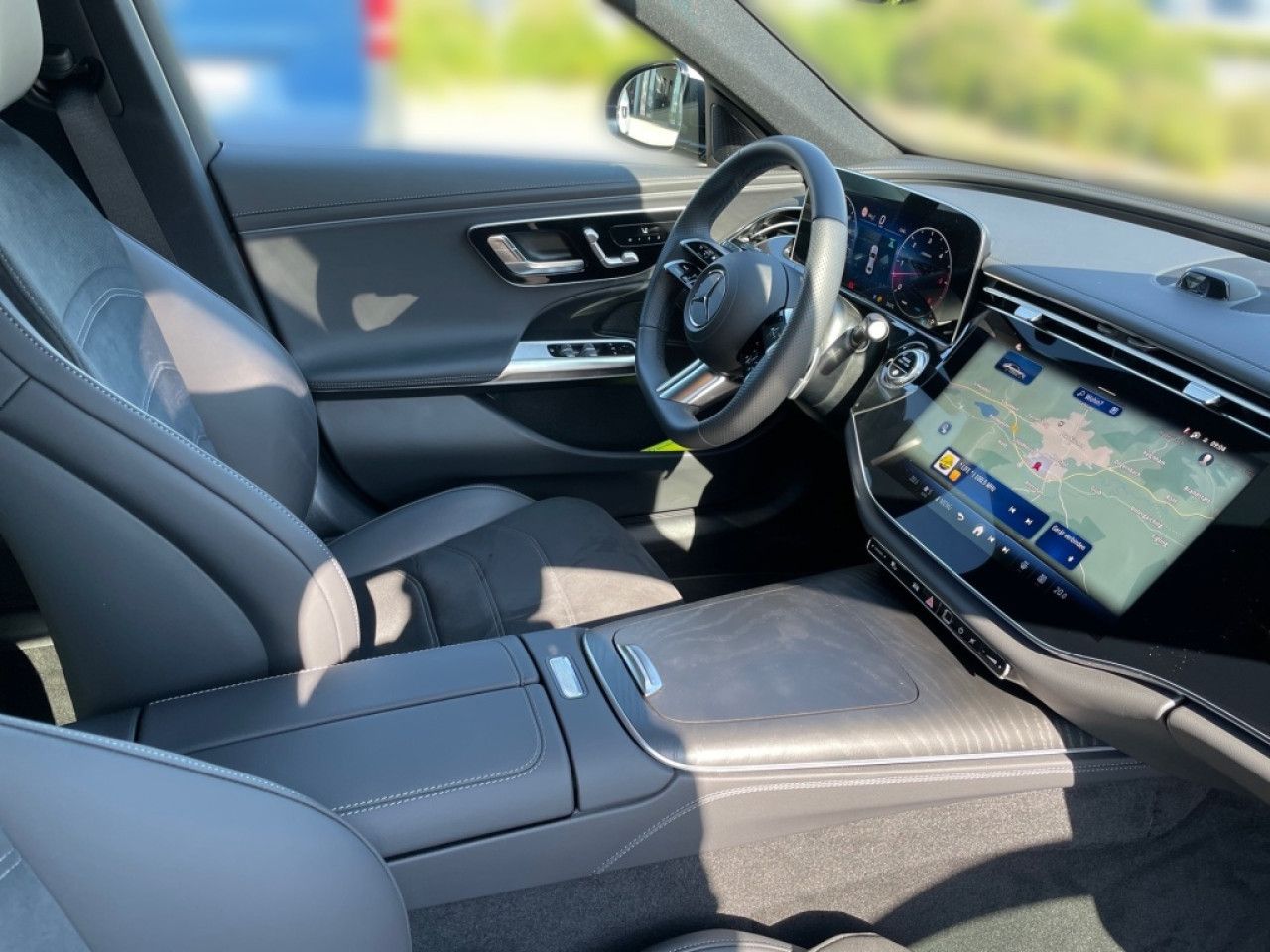 Mercedes-Benz E-Klasse – Bild 8