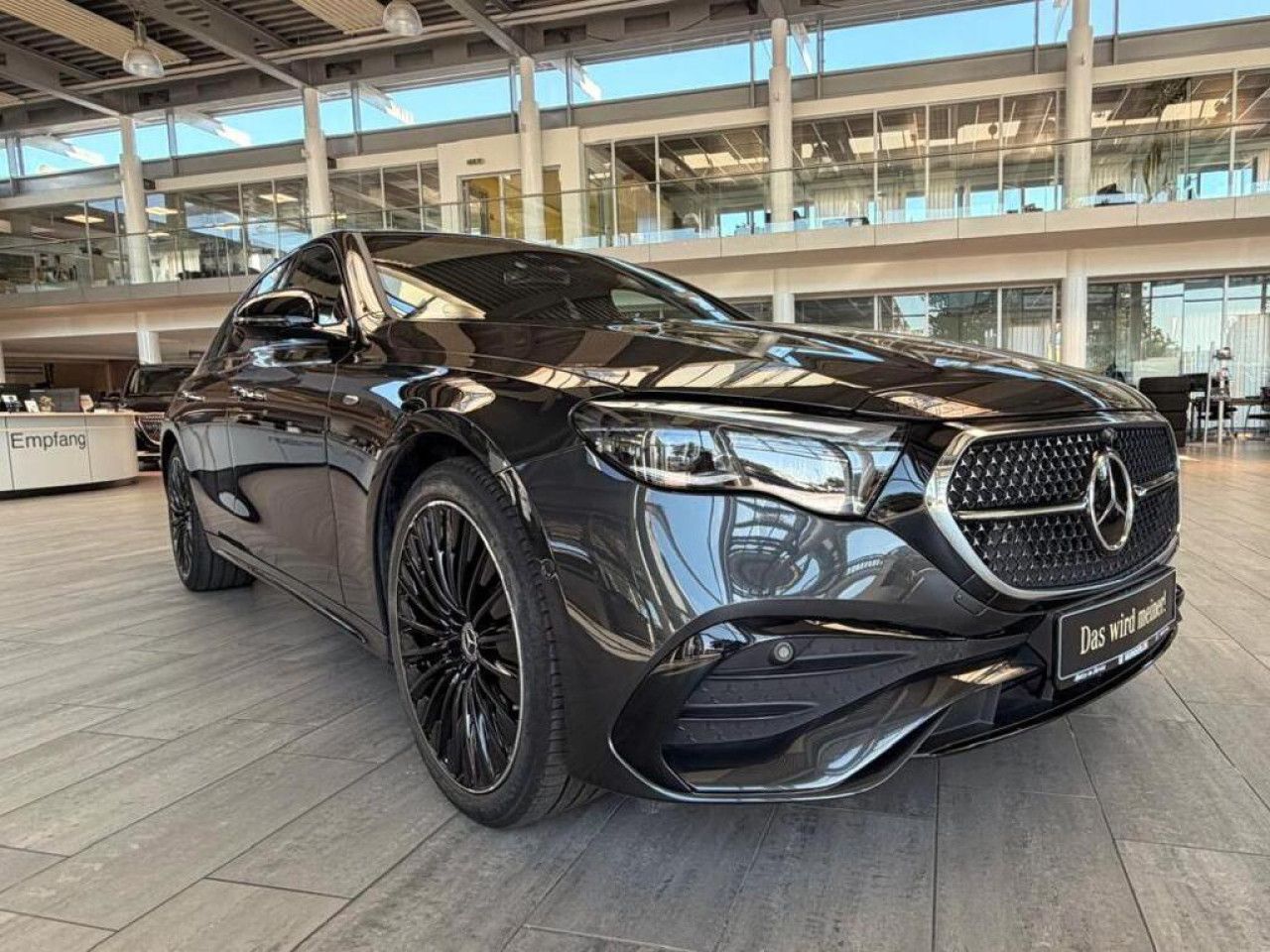 Mercedes-Benz E-Klasse – Bild 17