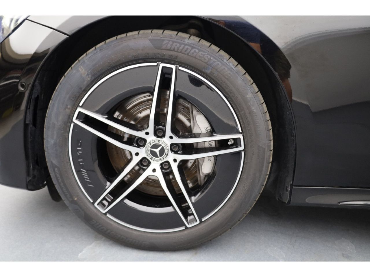 Mercedes-Benz E-Klasse – Bild 21