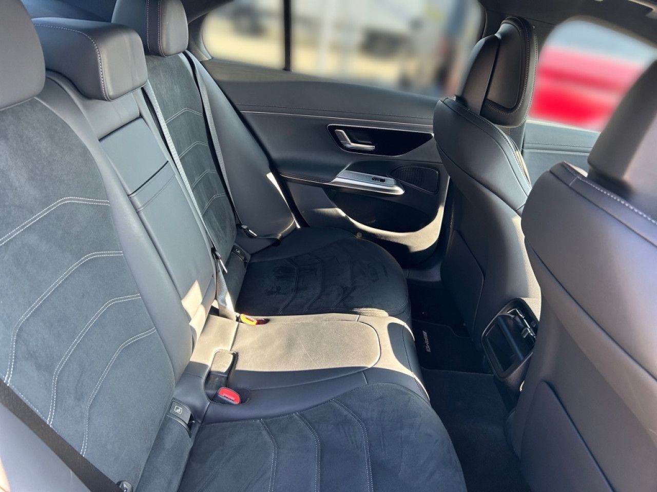 Mercedes-Benz E-Klasse – Bild 12