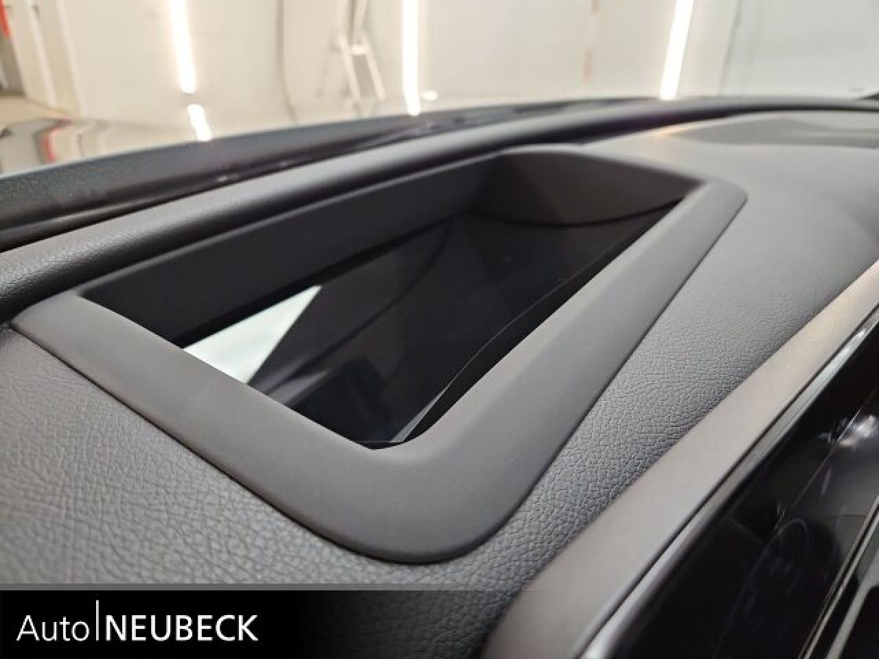 Mercedes-Benz C-Klasse – Bild 25