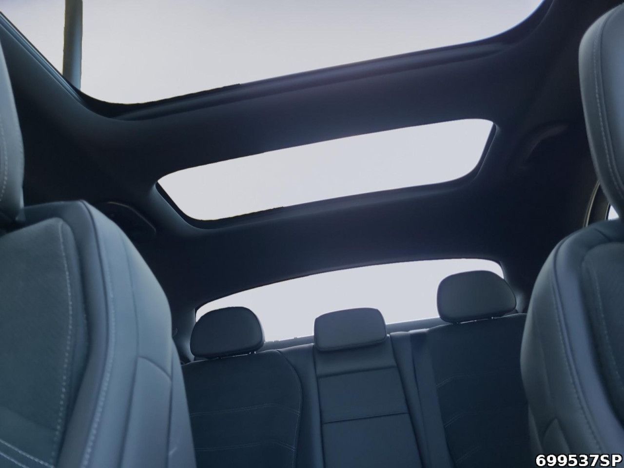 Mercedes-Benz E-Klasse – Bild 13