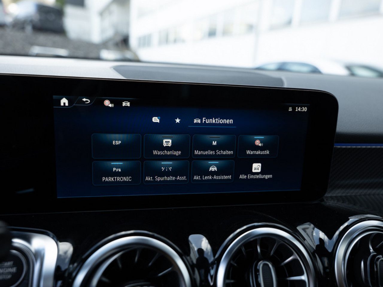 Mercedes-Benz GLB – Bild 13