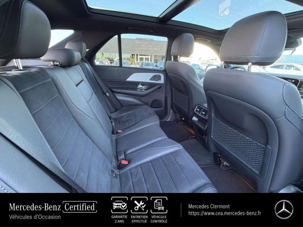 Photo du v&eacute;hicule 18 / 18